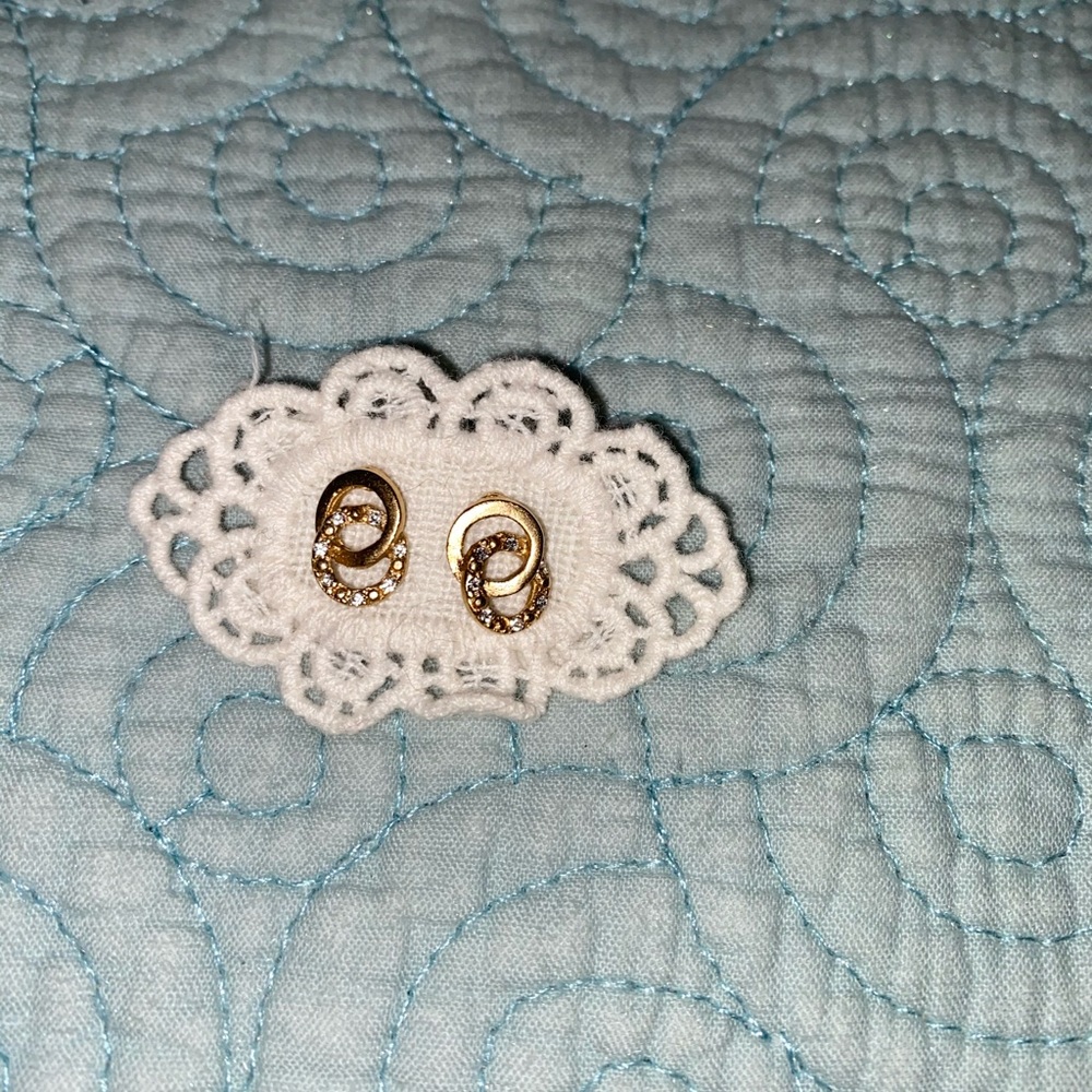 Loop Earrings - Picture 3 of 3